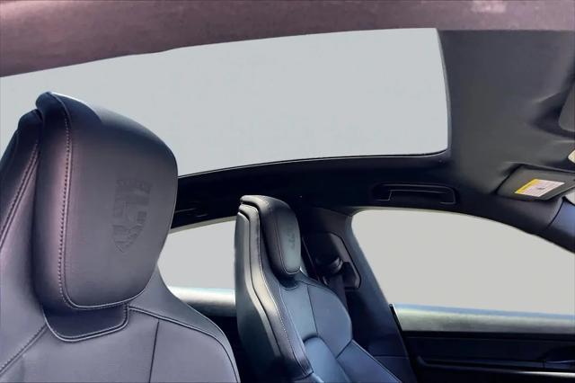 2023 Porsche Taycan Taycan