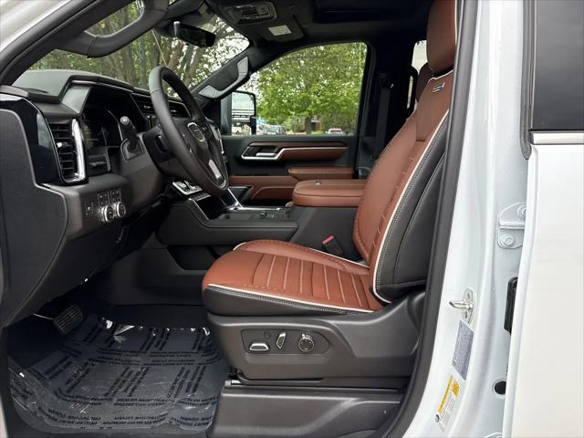 2026 GMC Sierra 2500HD Crew Cab, Standard Bed, Denali Ultimate, 4WD