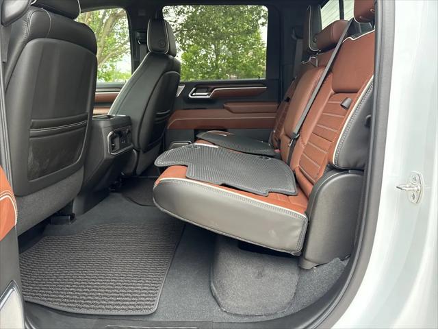 2026 GMC Sierra 2500HD Crew Cab, Standard Bed, Denali Ultimate, 4WD