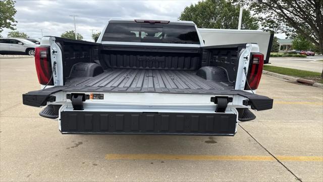 2026 GMC Sierra 2500HD Crew Cab, Standard Bed, Denali Ultimate, 4WD