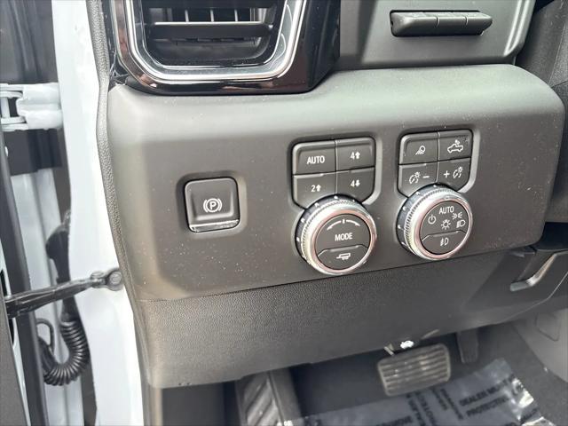 2026 GMC Sierra 2500HD Crew Cab, Standard Bed, Denali Ultimate, 4WD