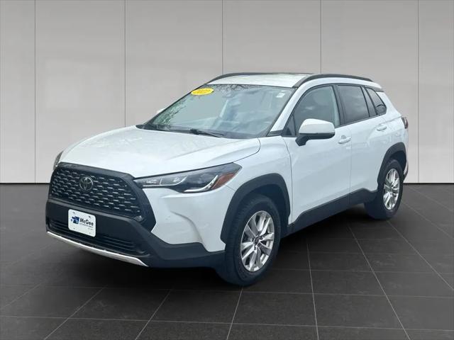 2022 Toyota Corolla Cross LE for sale in Putnam, CT