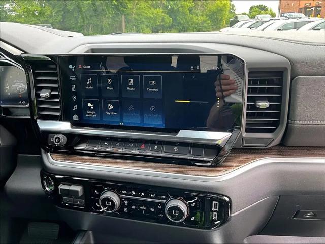 2026 Chevrolet Silverado 1500 4WD Crew Cab Standard Bed LT