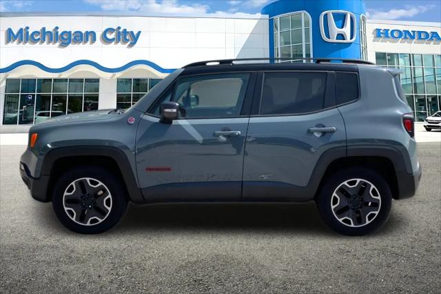 2016 Jeep Renegade Trailhawk