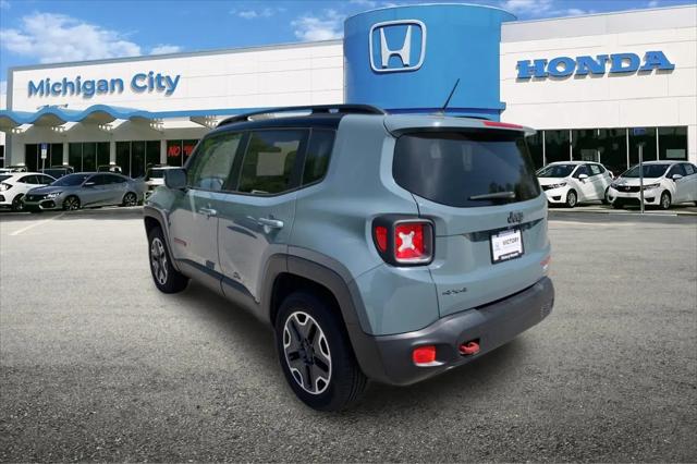 2016 Jeep Renegade Trailhawk