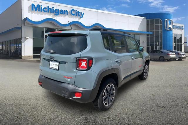 2016 Jeep Renegade Trailhawk