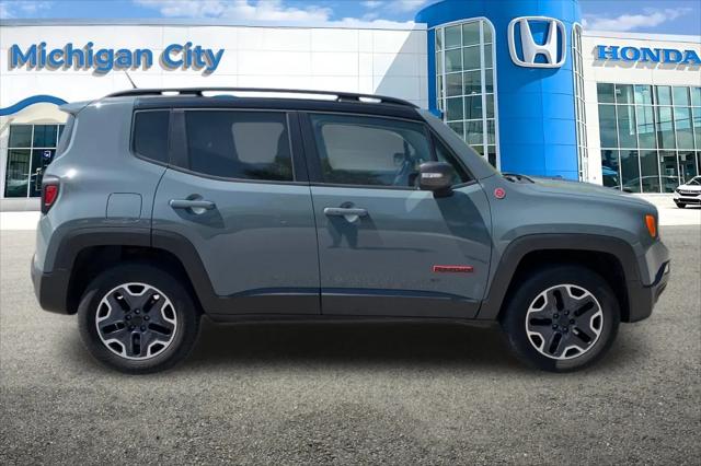 2016 Jeep Renegade Trailhawk