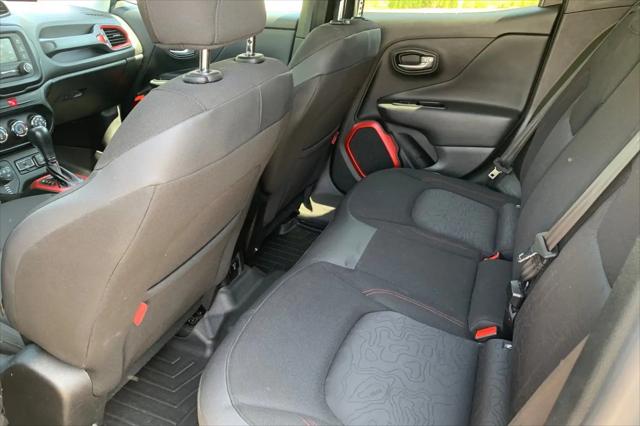 2016 Jeep Renegade Trailhawk