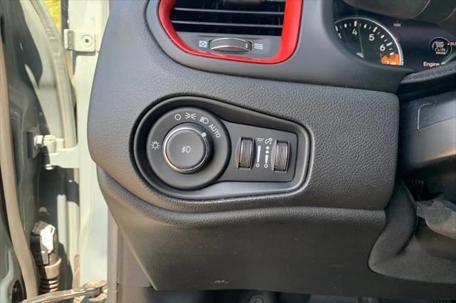 2016 Jeep Renegade Trailhawk