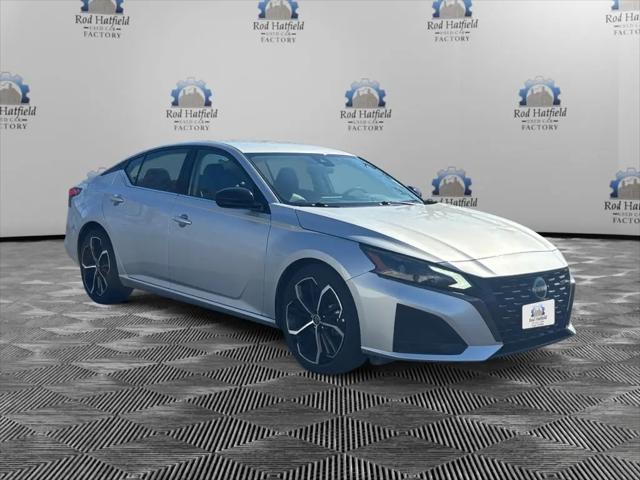 2024 Nissan Altima SR FWD