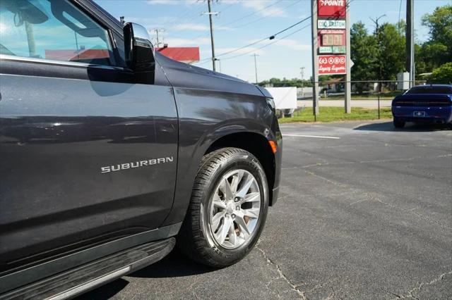 2023 Chevrolet Suburban 4WD Premier