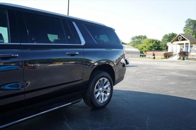2023 Chevrolet Suburban 4WD Premier