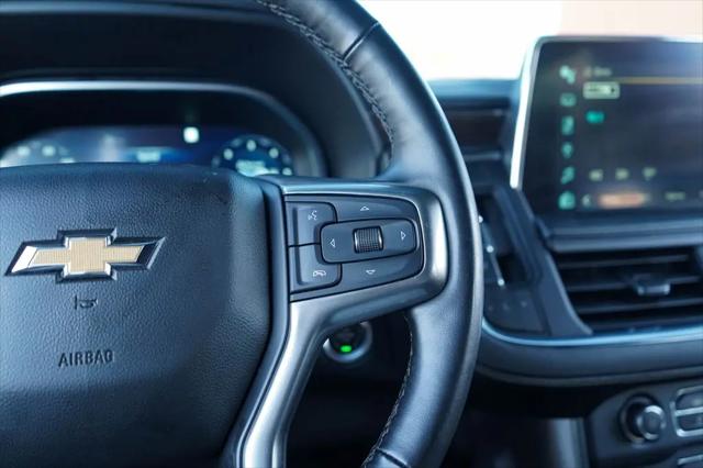 2023 Chevrolet Suburban 4WD Premier