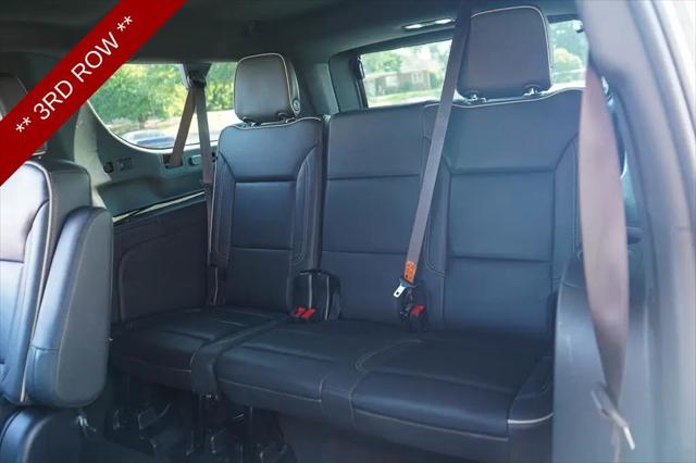 2023 Chevrolet Suburban 4WD Premier