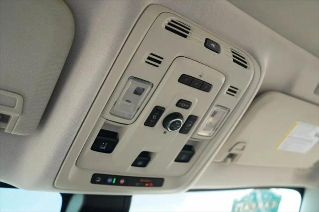 2021 GMC Yukon XL 4WD Denali