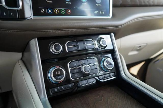 2021 GMC Yukon XL 4WD Denali