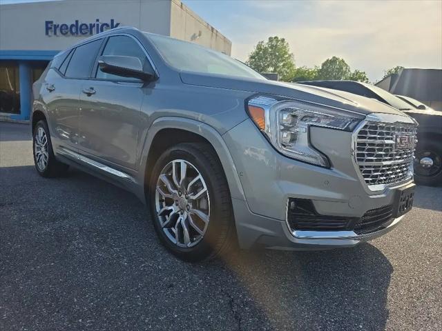 2023 GMC Terrain AWD Denali