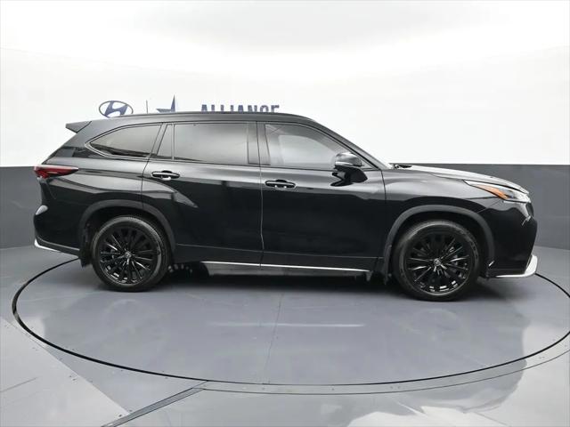 2024 Toyota Highlander XSE