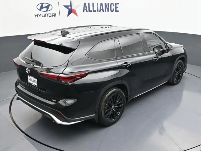 2024 Toyota Highlander XSE