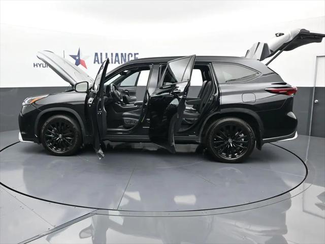 2024 Toyota Highlander XSE