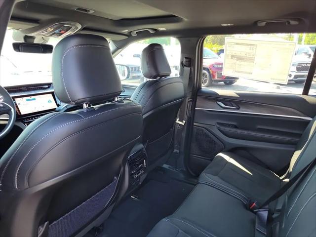 2026 Jeep Grand Cherokee L Altitude 4x2