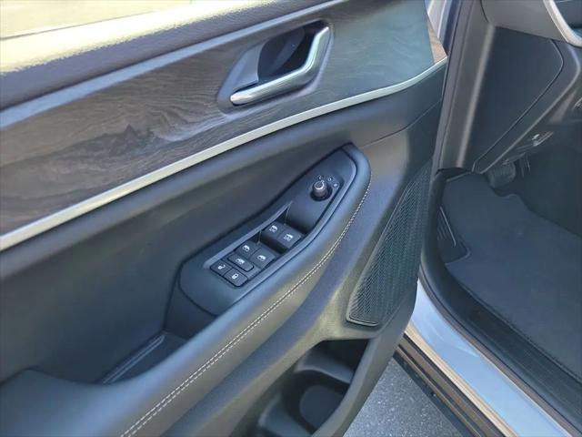 2026 Jeep Grand Cherokee L Altitude 4x4