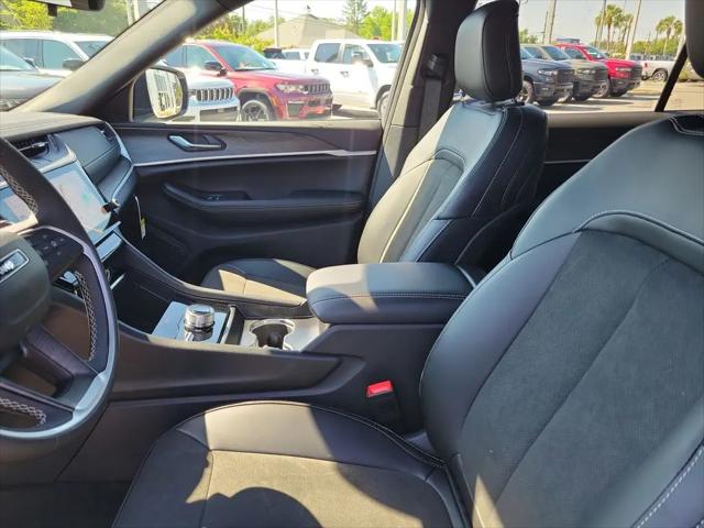 2026 Jeep Grand Cherokee L Altitude 4x4