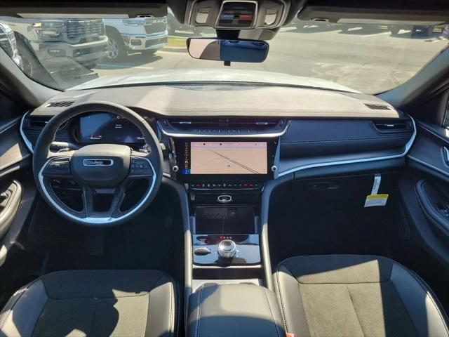 2026 Jeep Grand Cherokee L Altitude 4x4