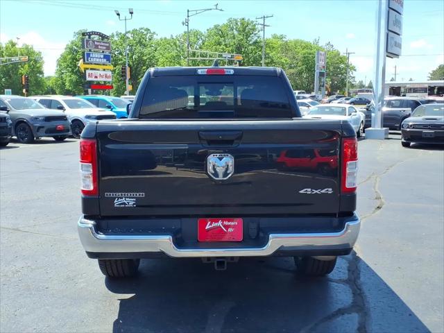 2022 Ram 1500 Big Horn Crew Cab 4x4 5'7" Box
