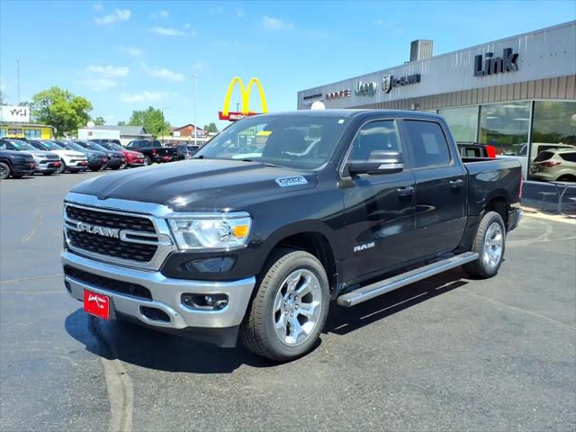 2022 Ram 1500 Big Horn Crew Cab 4x4 5'7" Box