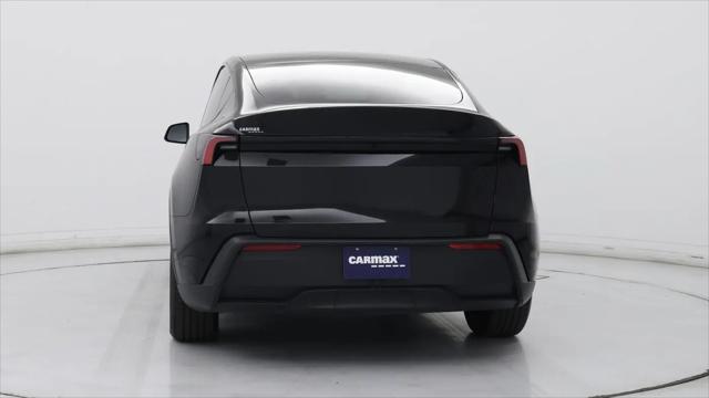 2026 Tesla Model Y Premium Rear-Wheel Drive