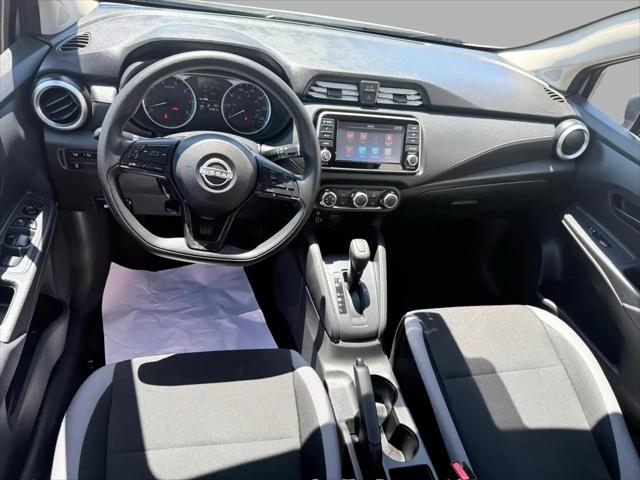 2025 Nissan Versa 1.6 S