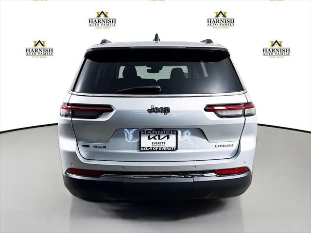 2022 Jeep Grand Cherokee L Laredo 4x4