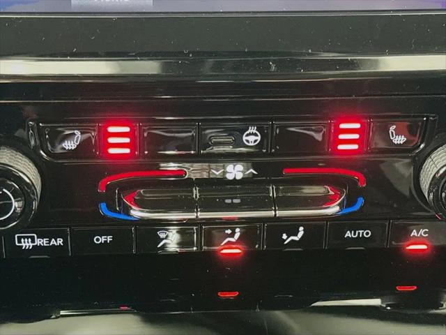 2022 Jeep Grand Cherokee L Laredo 4x4