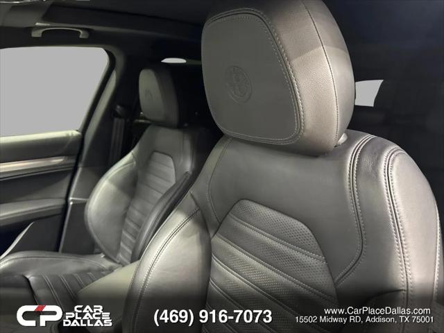 2023 Alfa Romeo Stelvio Veloce AWD