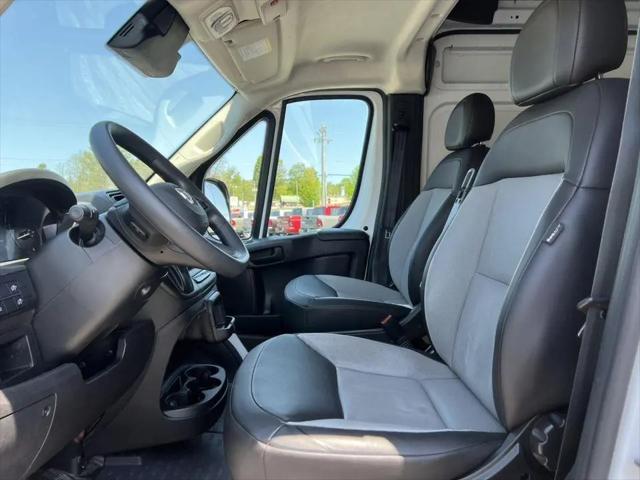 2025 Ram ProMaster 2500 Cargo Van Tradesman High Roof 136" WB w/Pass Seat