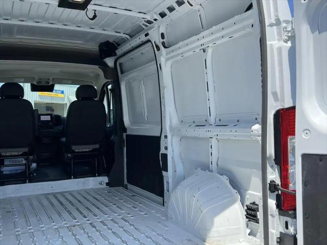 2025 Ram ProMaster 2500 Cargo Van Tradesman High Roof 136" WB w/Pass Seat