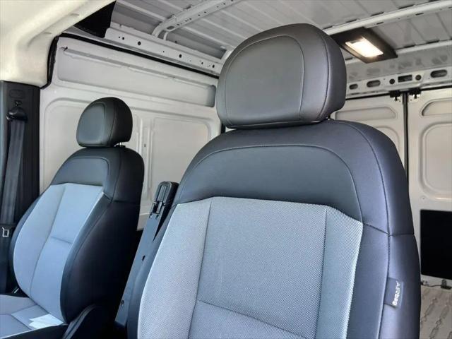 2025 Ram ProMaster 2500 Cargo Van Tradesman High Roof 136" WB w/Pass Seat