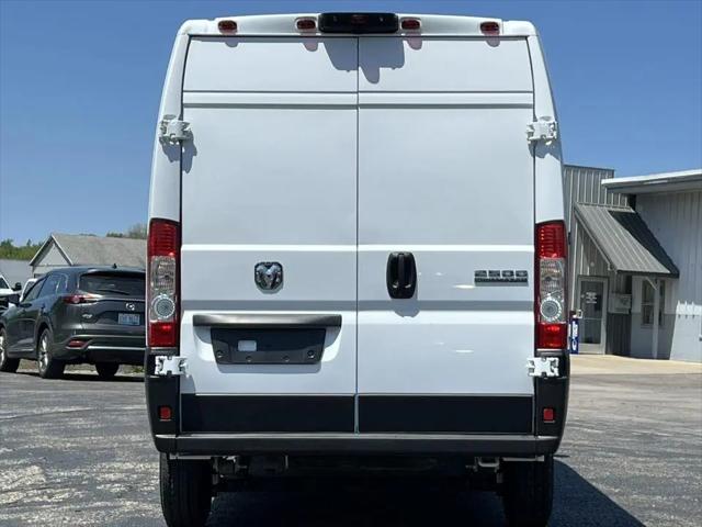 2025 Ram ProMaster 2500 Cargo Van Tradesman High Roof 136" WB w/Pass Seat