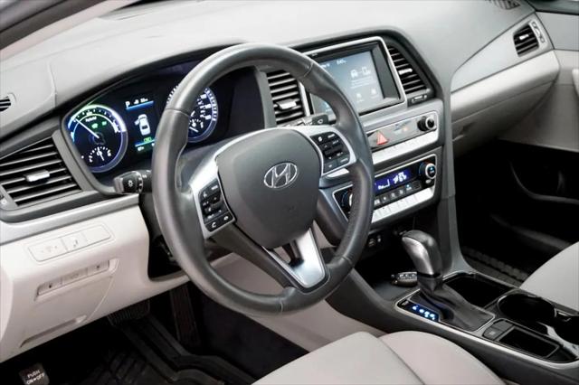 2018 Hyundai Sonata Hybrid SE