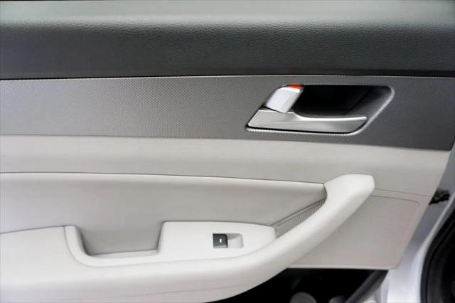 2018 Hyundai Sonata Hybrid SE