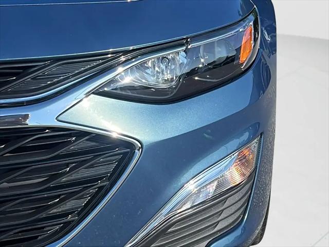 2024 Chevrolet Malibu FWD RS