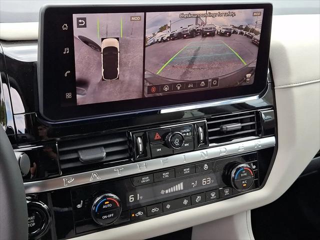 2026 Nissan Pathfinder SL