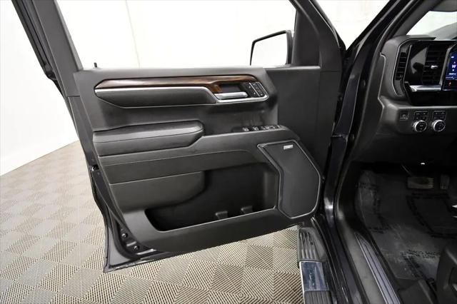 2023 GMC Sierra 1500 4WD Crew Cab Short Box SLT