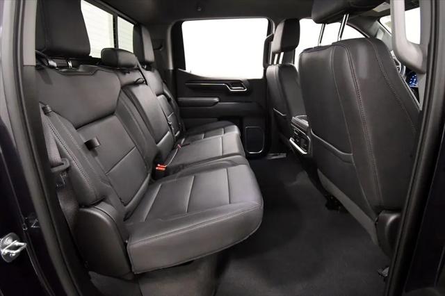 2023 GMC Sierra 1500 4WD Crew Cab Short Box SLT