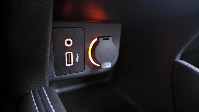 2020 Nissan Kicks SR Xtronic CVT
