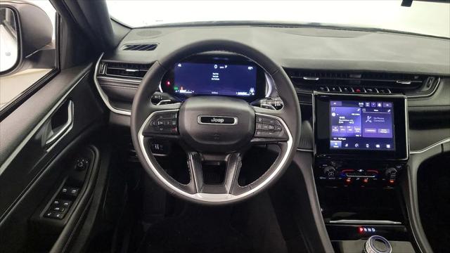 2025 Jeep Grand Cherokee L Laredo X 4x4