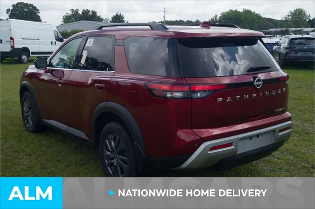 2024 Nissan Pathfinder SV