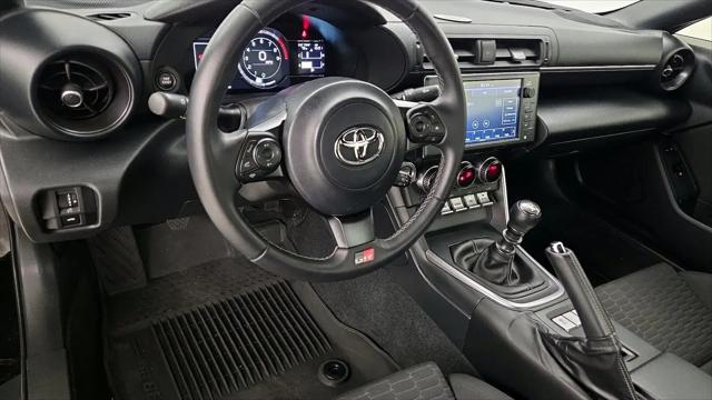 2025 Toyota GR86 Base