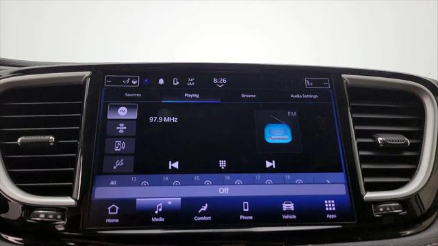 2023 Chrysler Pacifica Hybrid Touring L